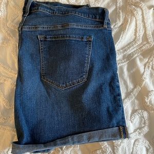 Old Navy Shorts - Medium Wash